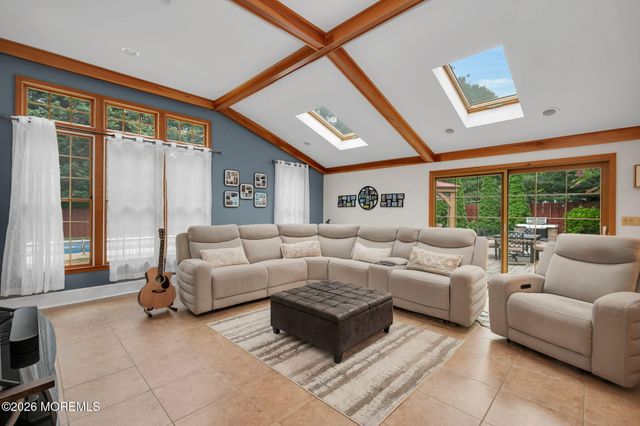 24 Village Lane, Middletown, NJ 07748