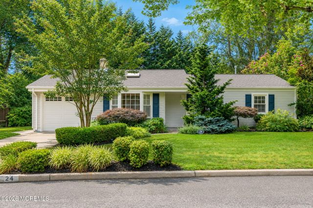 24 Village Lane, Middletown, NJ 07748