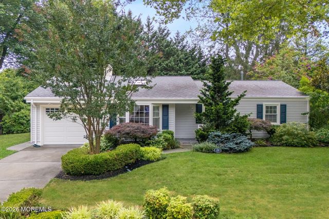 24 Village Lane, Middletown, NJ 07748