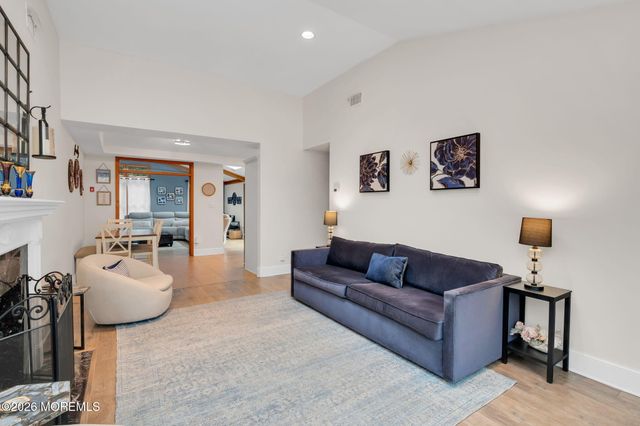 24 Village Lane, Middletown, NJ 07748