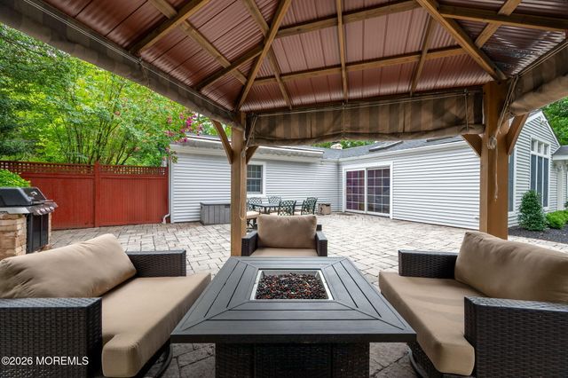 24 Village Lane, Middletown, NJ 07748
