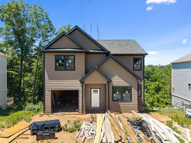 914 Newport Court, Asheville, NC 28806