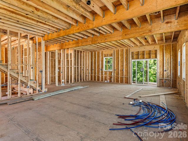 914 Newport Court, Asheville, NC 28806
