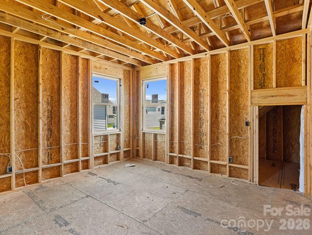914 Newport Court, Asheville, NC 28806