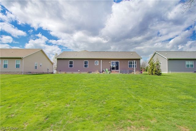 2594 Carlton Street NW, North Canton, OH 44720