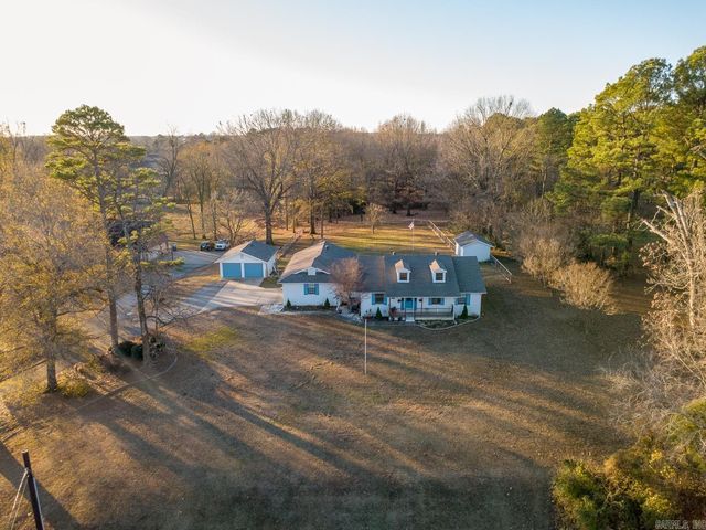 806 W Mueller St, Paragould, AR 72450