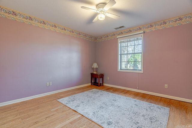 806 W Mueller St, Paragould, AR 72450