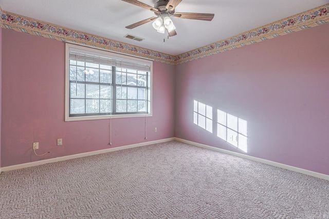 806 W Mueller St, Paragould, AR 72450