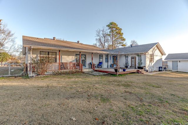 806 W Mueller St, Paragould, AR 72450