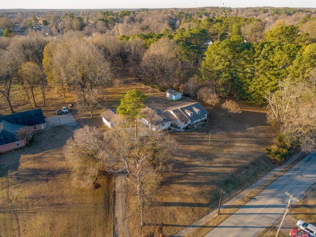 806 W Mueller St, Paragould, AR 72450