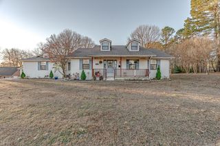 806 W Mueller St, Paragould, AR 72450