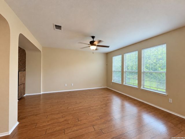 10802 Denae Drive, Live Oak, TX 78233