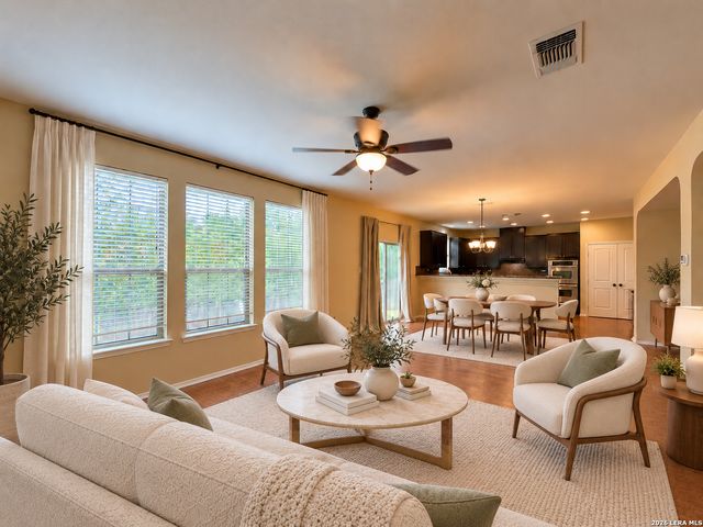 10802 Denae Drive, Live Oak, TX 78233
