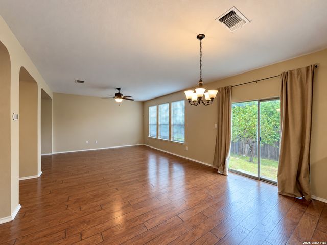 10802 Denae Drive, Live Oak, TX 78233