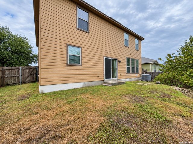 10802 Denae Drive, Live Oak, TX 78233
