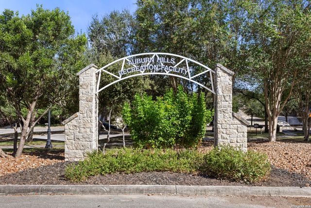 10802 Denae Drive, Live Oak, TX 78233