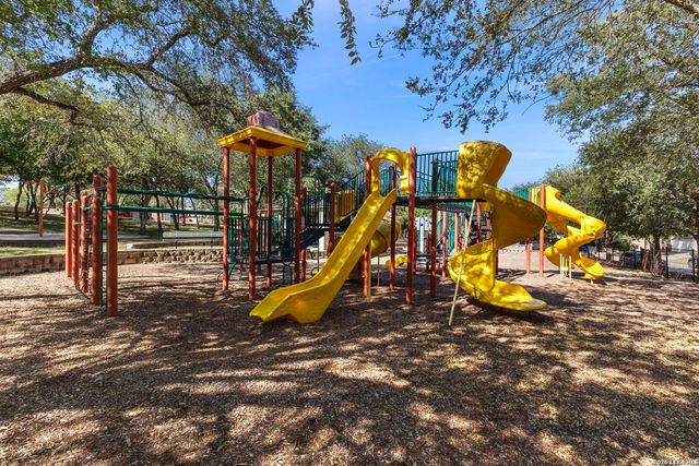 10802 Denae Drive, Live Oak, TX 78233