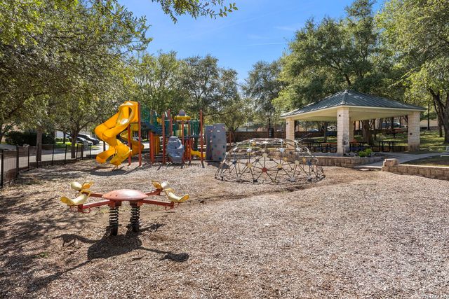 10802 Denae Drive, Live Oak, TX 78233