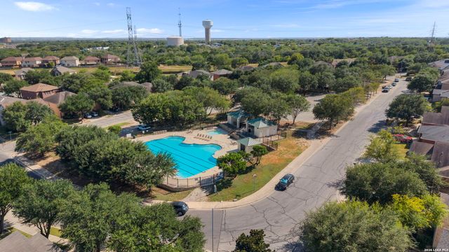 10802 Denae Drive, Live Oak, TX 78233
