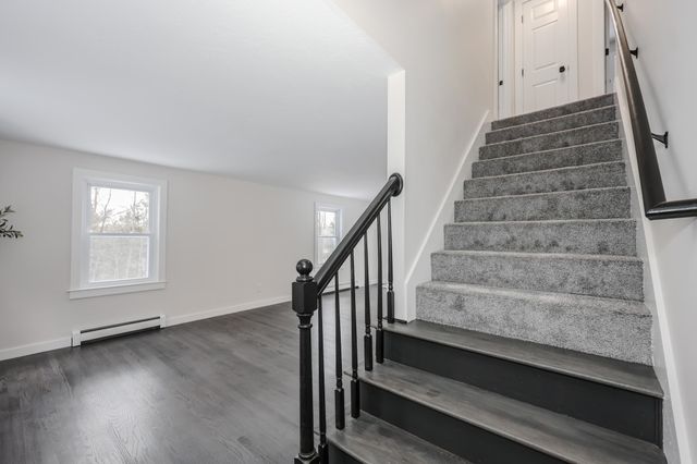 239 Dickey Hill Road, Deering, NH 03244