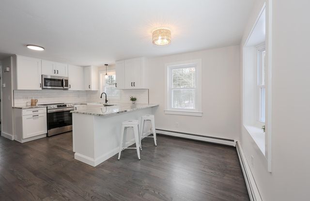 239 Dickey Hill Road, Deering, NH 03244