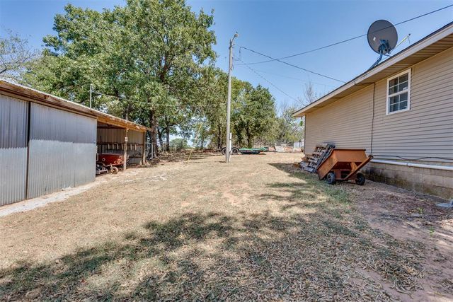334486 E Highway 62, Mcloud, OK 74851