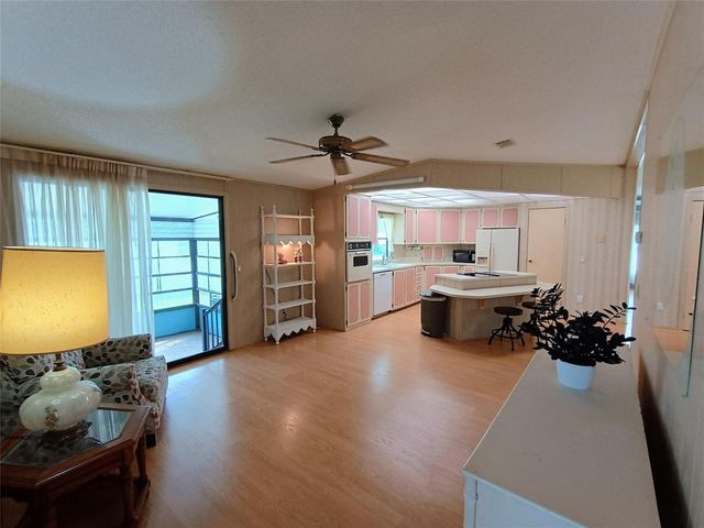 430 La Buona Vita Drive, Port St. Lucie, FL 34952