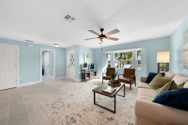 46 OAKLAND HILLS COURT, Rotonda West, FL 33947