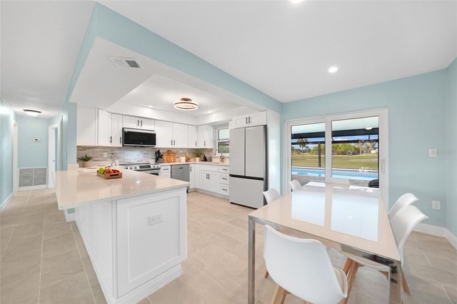 46 OAKLAND HILLS COURT, Rotonda West, FL 33947