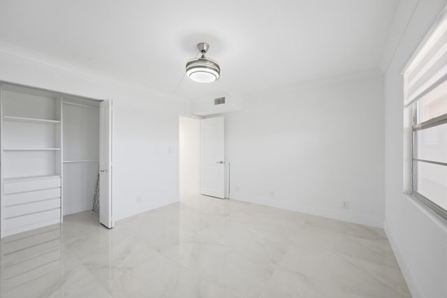 3204 Portofino Point B4, Coconut Creek, FL 33066