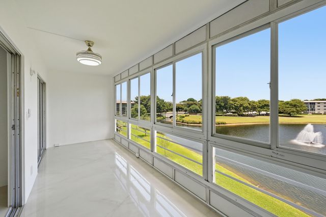 3204 Portofino Point B4, Coconut Creek, FL 33066