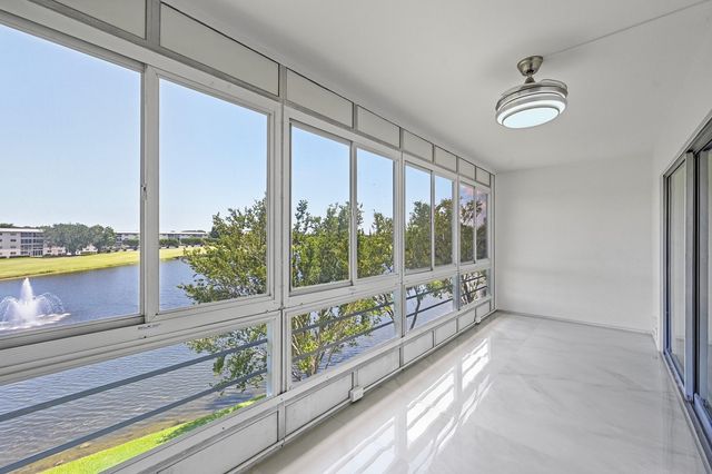 3204 Portofino Point B4, Coconut Creek, FL 33066