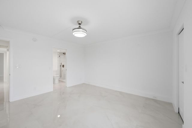 3204 Portofino Point B4, Coconut Creek, FL 33066