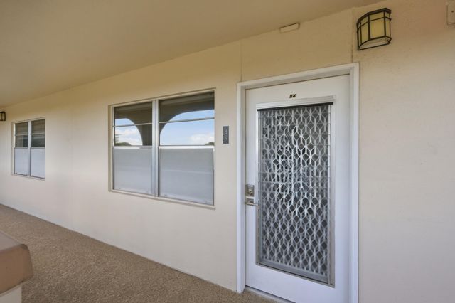 3204 Portofino Point B4, Coconut Creek, FL 33066