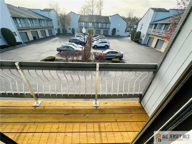 34 Cotoneaster Court, South Brunswick, NJ 08852