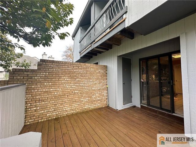 34 Cotoneaster Court, South Brunswick, NJ 08852
