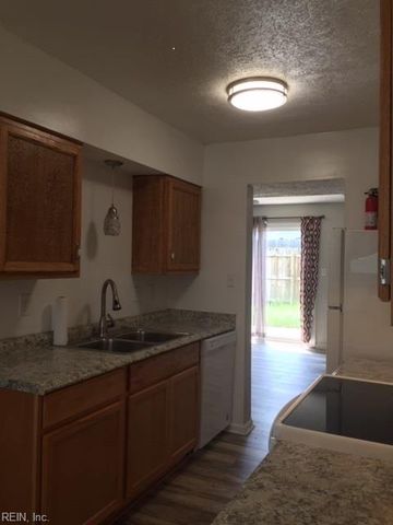 16 Sidewinder CT, Williamsburg, VA 23185