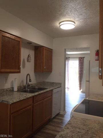 16 Sidewinder CT, Williamsburg, VA 23185