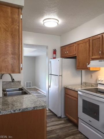 16 Sidewinder CT, Williamsburg, VA 23185