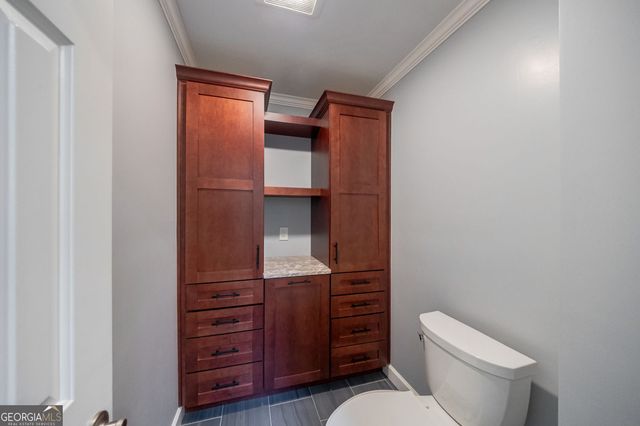 105 Beech Tree Lane, Roswell, GA 30075