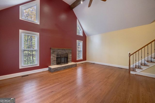 105 Beech Tree Lane, Roswell, GA 30075