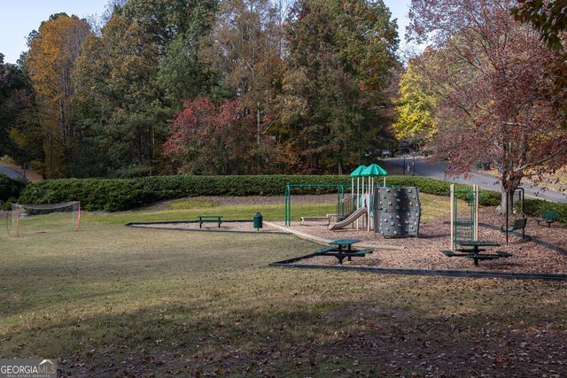 105 Beech Tree Lane, Roswell, GA 30075