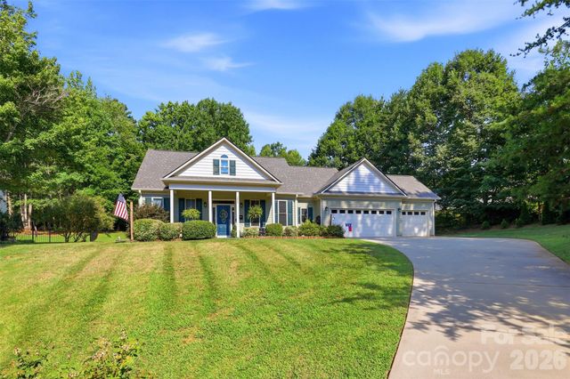 3809 Creek Ridge Drive, Denver, NC 28037