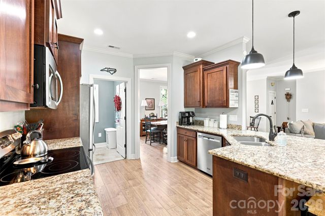 3809 Creek Ridge Drive, Denver, NC 28037