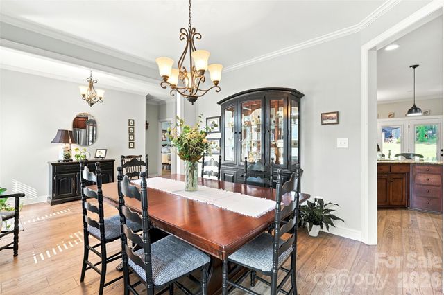 3809 Creek Ridge Drive, Denver, NC 28037