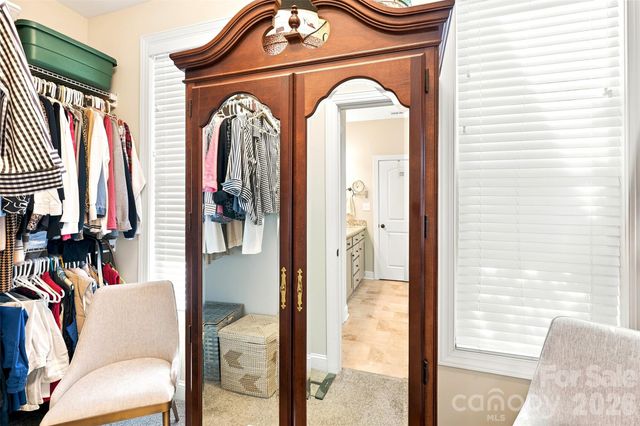 3809 Creek Ridge Drive, Denver, NC 28037