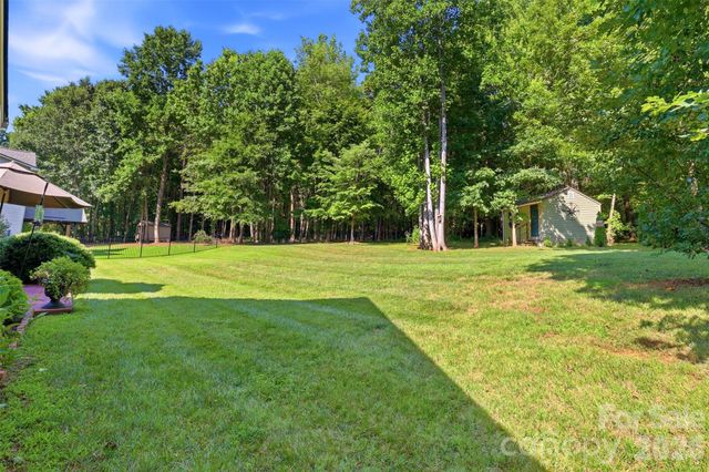 3809 Creek Ridge Drive, Denver, NC 28037
