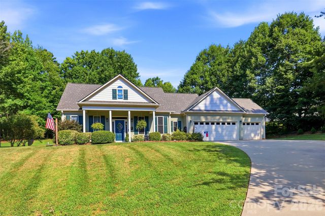 3809 Creek Ridge Drive, Denver, NC 28037