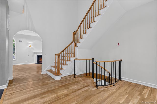 191 Beechmont Drive, New Rochelle, NY 10804