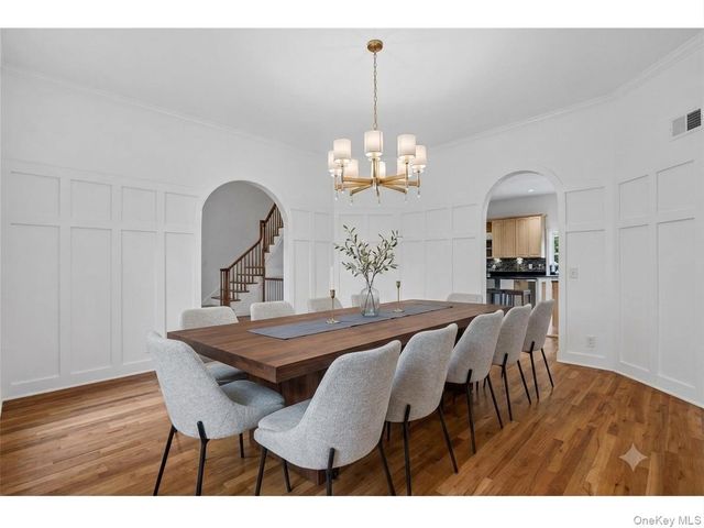 191 Beechmont Drive, New Rochelle, NY 10804